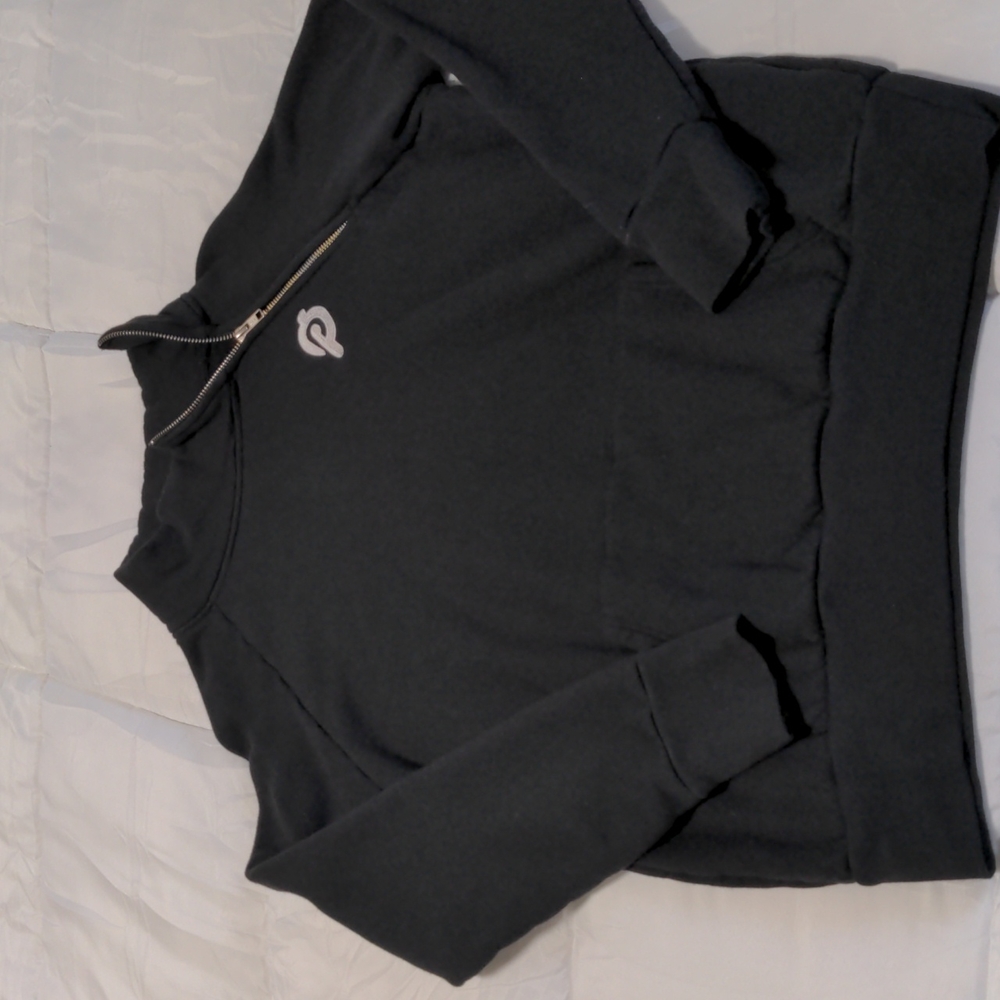 Women's Peloton sweatshirt, medium